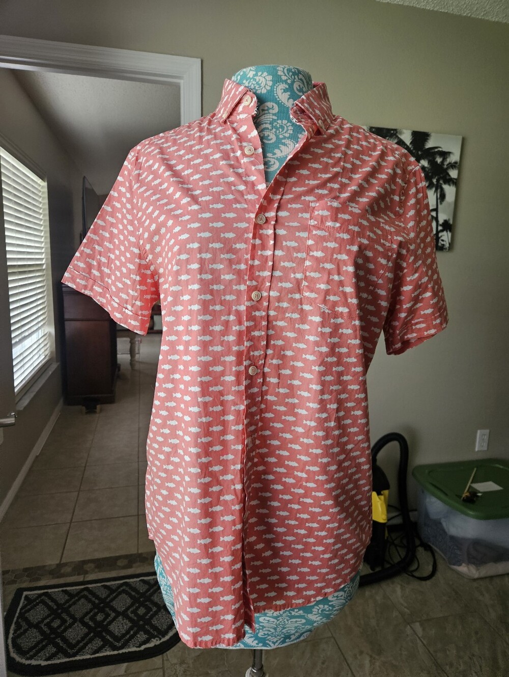 Heritage Coral Short-Sleeve Button-Down Shirt with White Fish Print